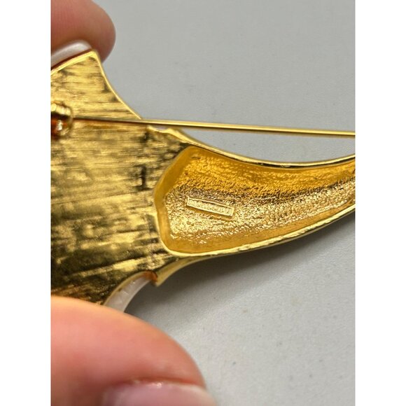 Vintage Carolee Gold Tone & Pearl Lily Brooch Pin Large Statement Flower - Picture 5 of 6